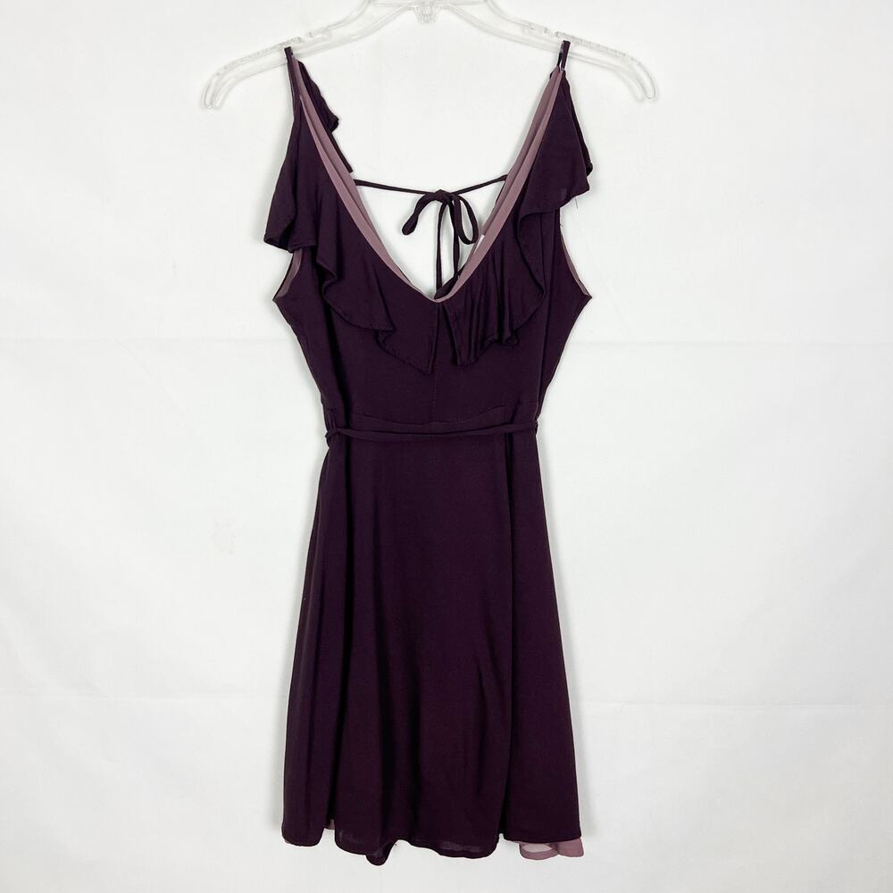 Ivy & Main Cold Shoulder Ruffle Tie-Back Dress Size Small